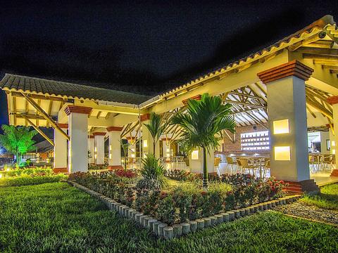 Restaurante y Bar